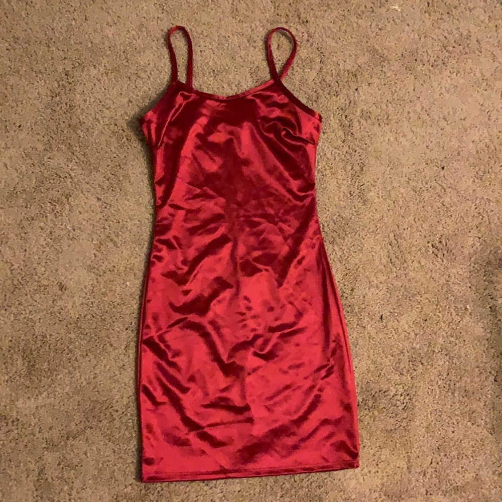 Red midi dress